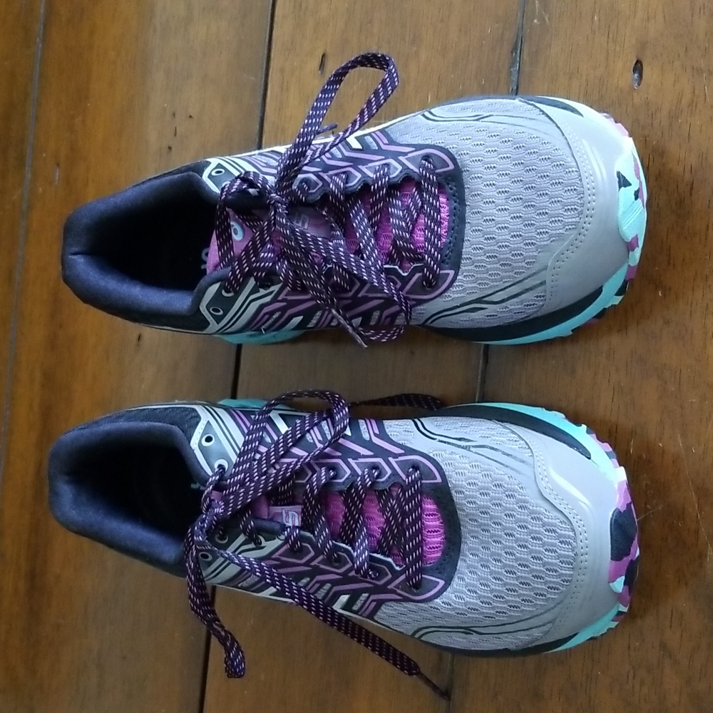 Ascis ladies t-shoes 7 1/2 - Picture 4 of 8